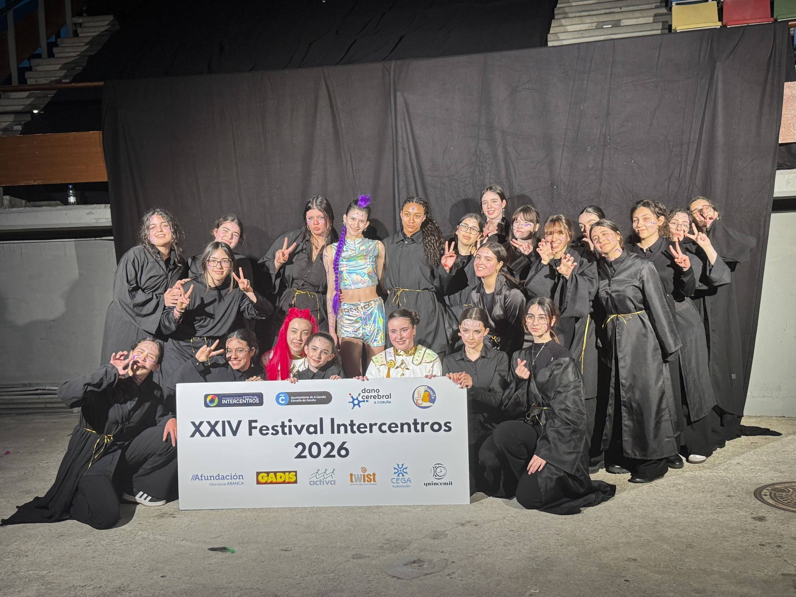 Grupo de The Vibe en el XXIV Festival Intercentros 2026